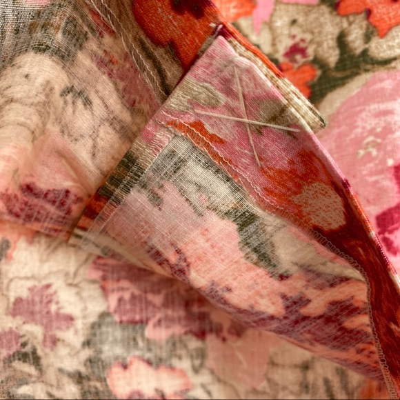 New Talbots Floral Straight Pencil Skirt Back Zip Split Vent Hem Size 12 Petite - Picture 6 of 9